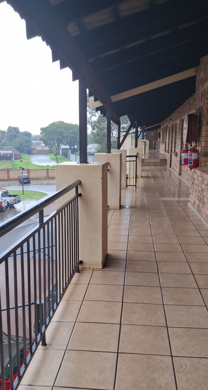 2 Bedroom Property for Sale in Comet Gauteng