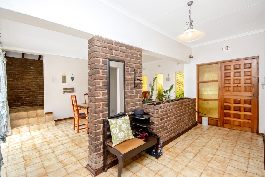 5 Bedroom Property for Sale in Roodekrans Gauteng