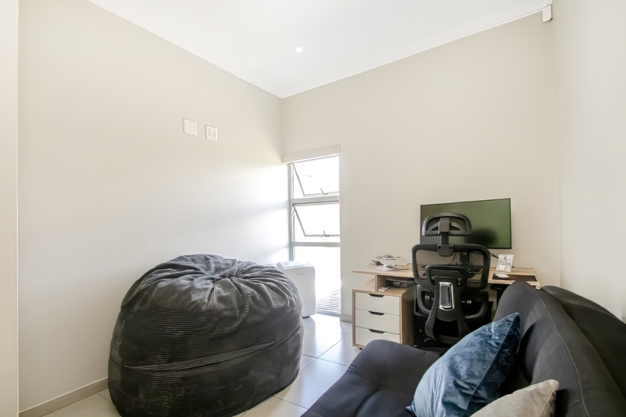 3 Bedroom Property for Sale in Helderkruin Gauteng