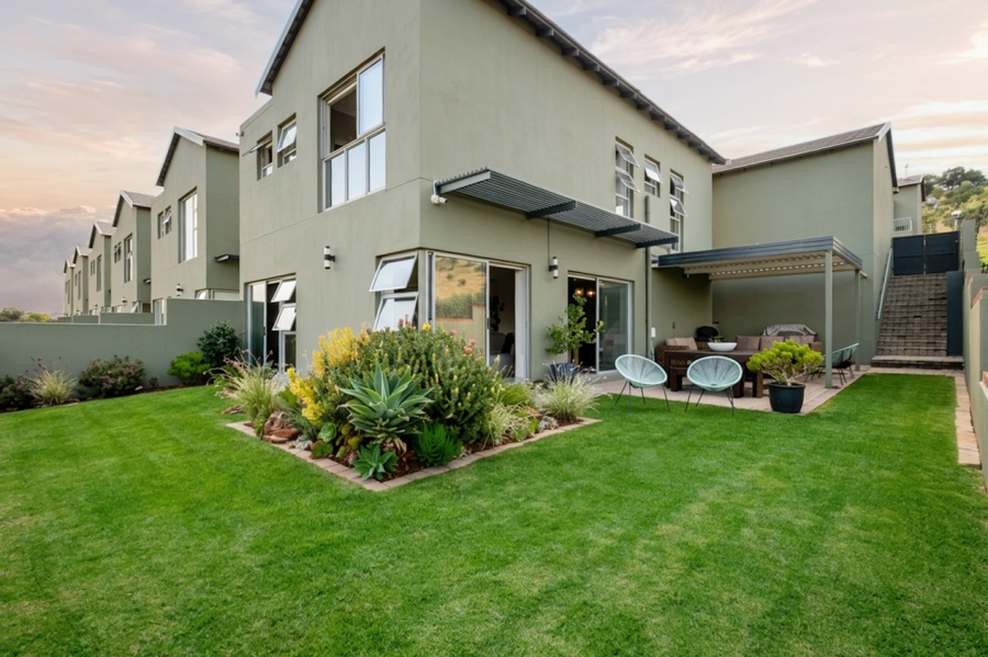 3 Bedroom Property for Sale in Helderkruin Gauteng