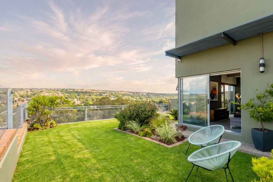 3 Bedroom Property for Sale in Helderkruin Gauteng