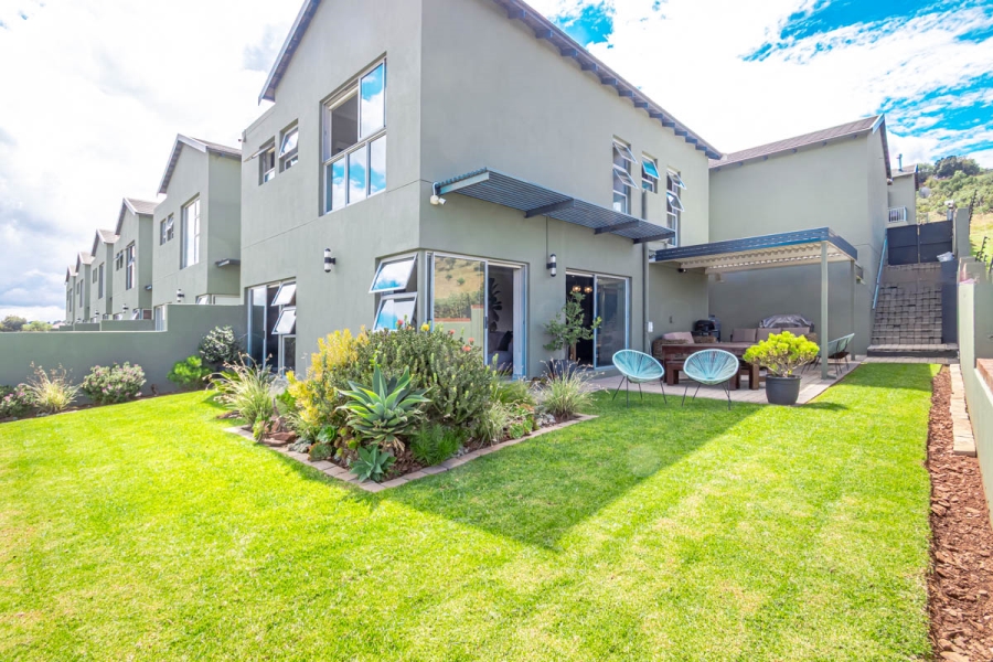 3 Bedroom Property for Sale in Helderkruin Gauteng