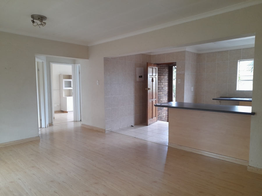 2 Bedroom Property for Sale in Oakdene Gauteng