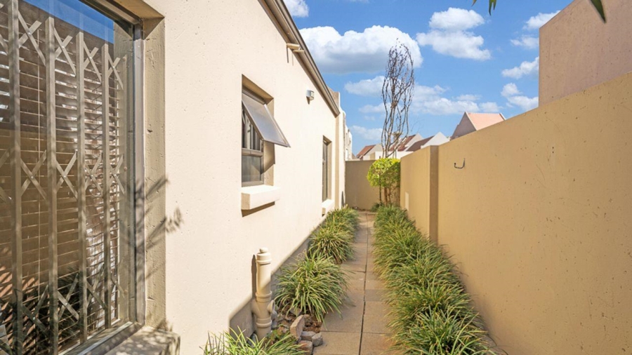 3 Bedroom Property for Sale in Lakefield Gauteng