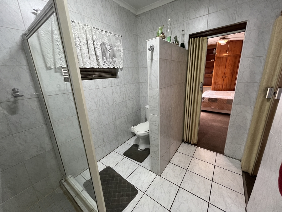 4 Bedroom Property for Sale in Greenhills Gauteng