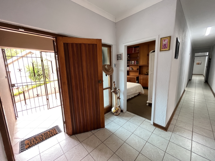 4 Bedroom Property for Sale in Greenhills Gauteng