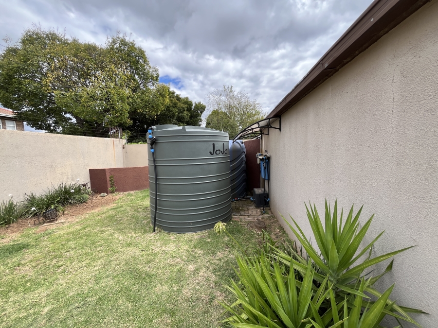 4 Bedroom Property for Sale in Greenhills Gauteng