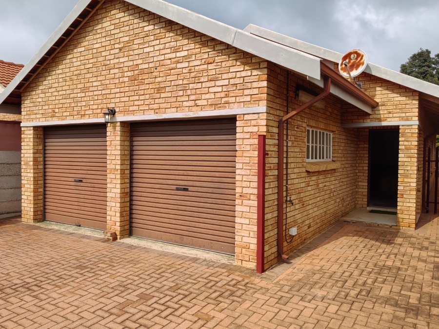 3 Bedroom Property for Sale in Greenhills Ext 3 Gauteng