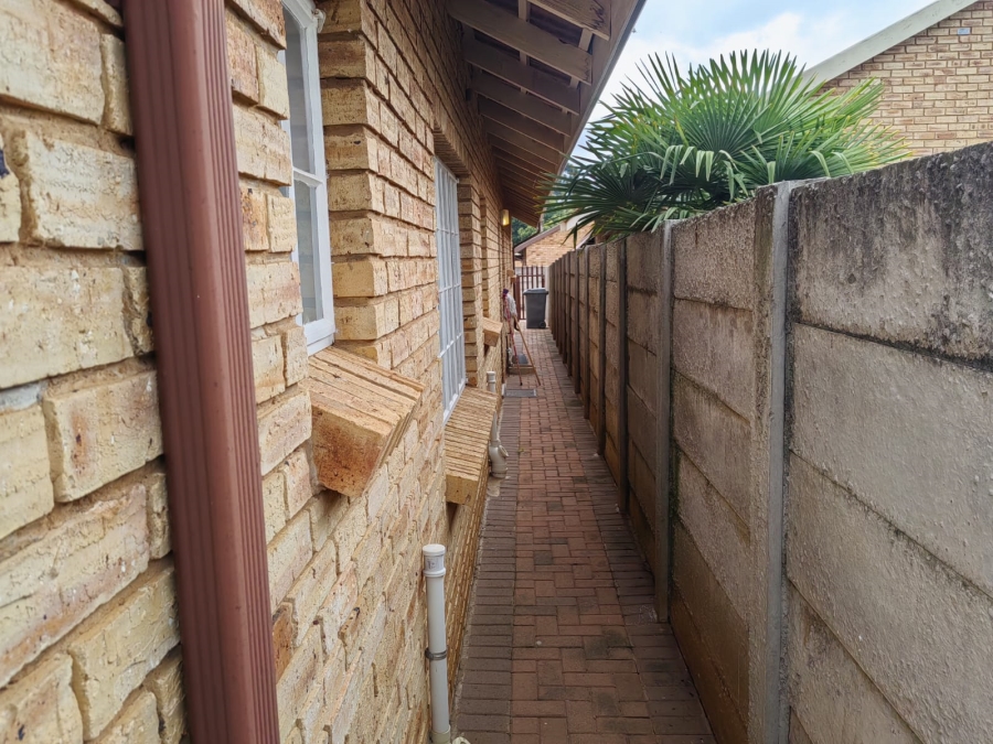 3 Bedroom Property for Sale in Greenhills Ext 3 Gauteng