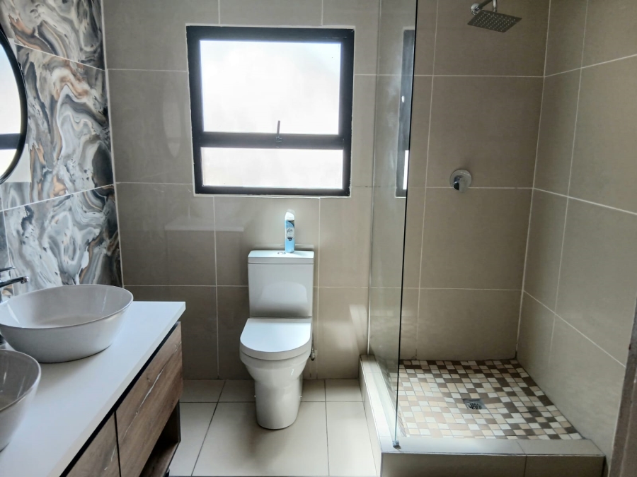 4 Bedroom Property for Sale in Oberholzer Gauteng