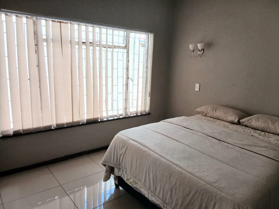 4 Bedroom Property for Sale in Oberholzer Gauteng