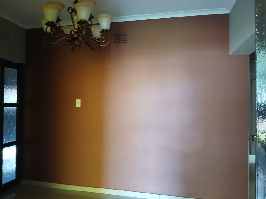 4 Bedroom Property for Sale in Oberholzer Gauteng