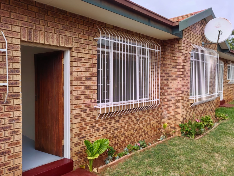 2 Bedroom Property for Sale in Randpoort Gauteng