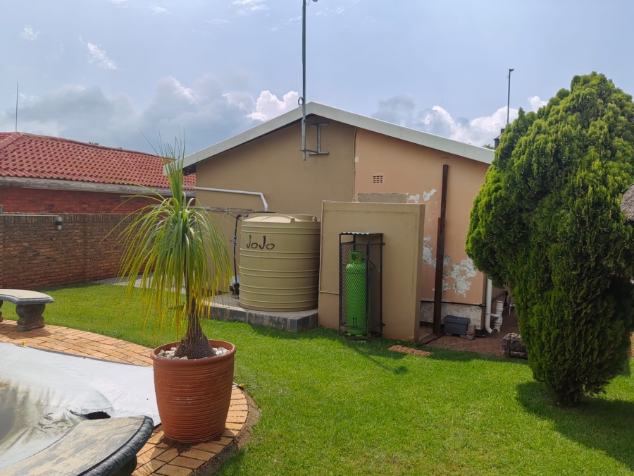 3 Bedroom Property for Sale in Randpoort Gauteng