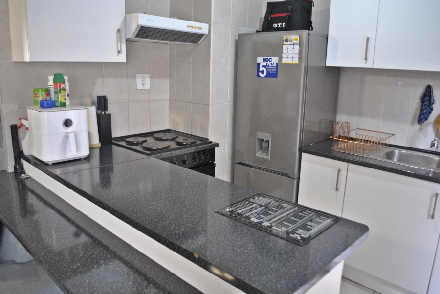 2 Bedroom Property for Sale in Rant En Dal Gauteng