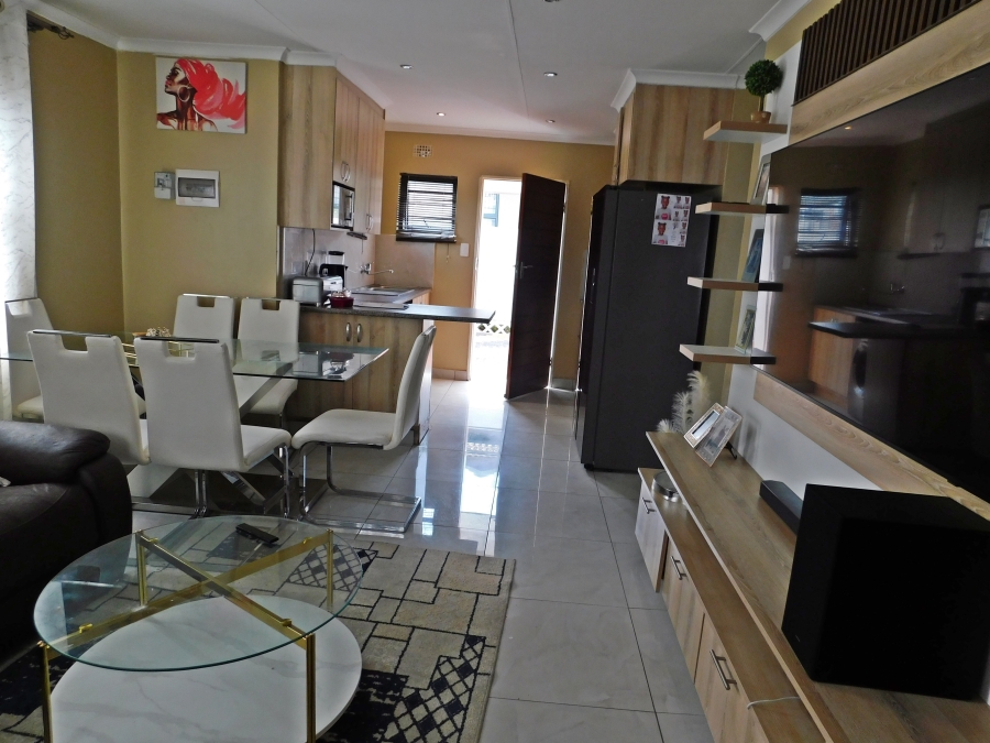 3 Bedroom Property for Sale in Mindalore Gauteng