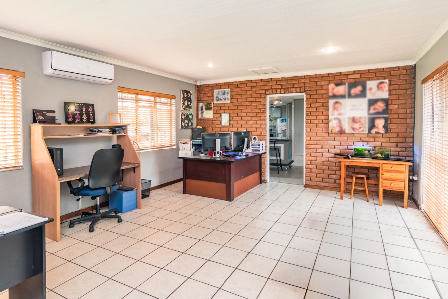 4 Bedroom Property for Sale in Wierda Park Gauteng