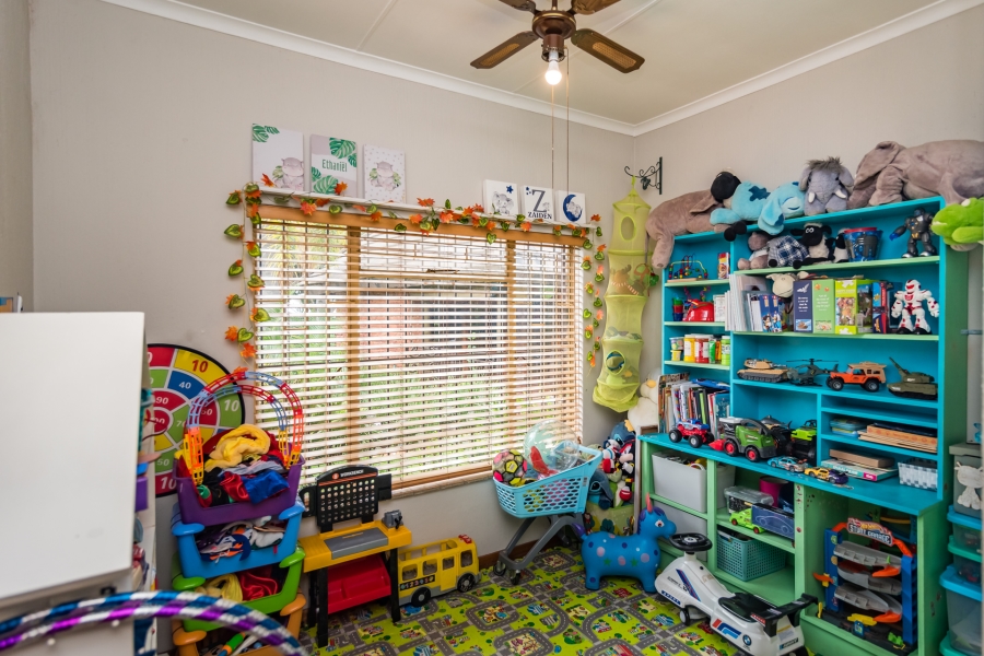 4 Bedroom Property for Sale in Wierda Park Gauteng