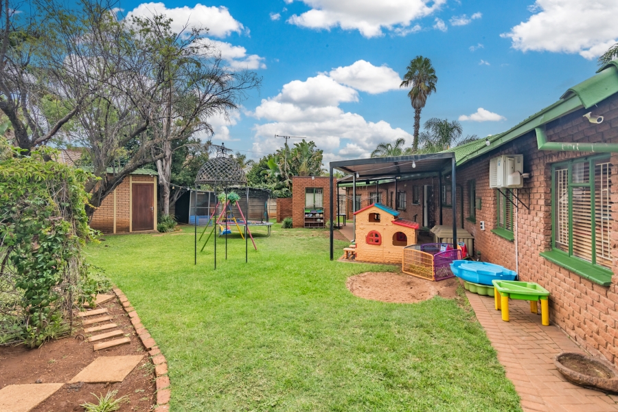 4 Bedroom Property for Sale in Wierda Park Gauteng