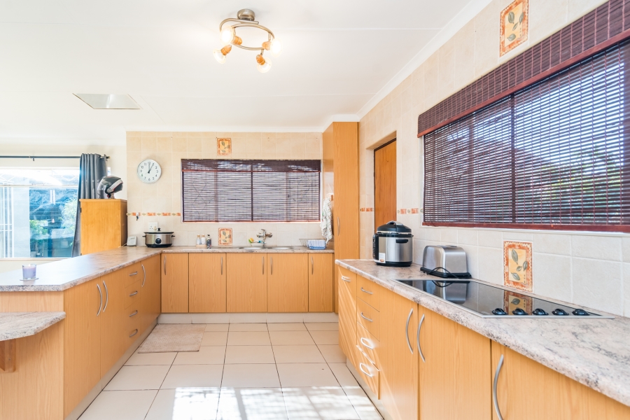 5 Bedroom Property for Sale in Horison Gauteng