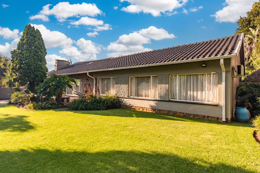 5 Bedroom Property for Sale in Horison Gauteng