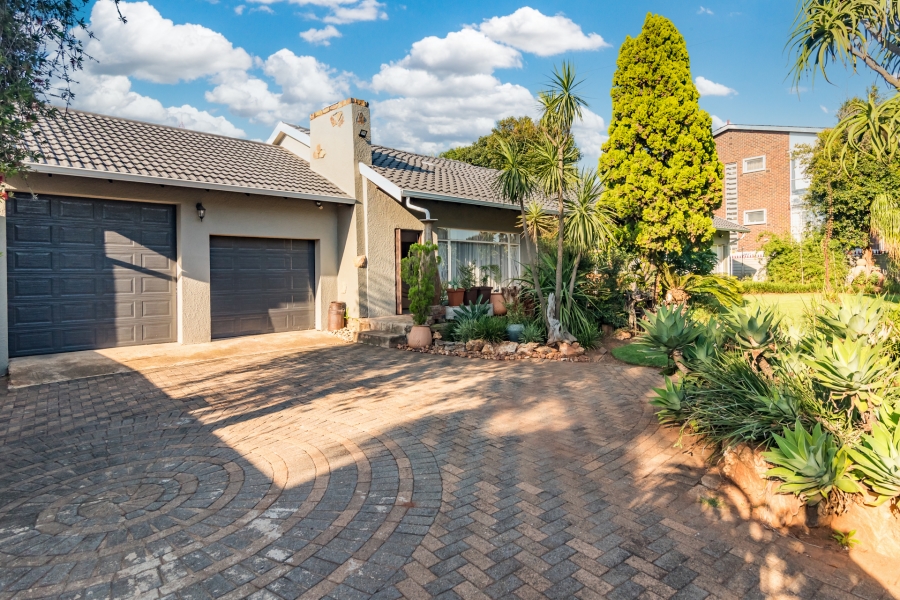 5 Bedroom Property for Sale in Horison Gauteng