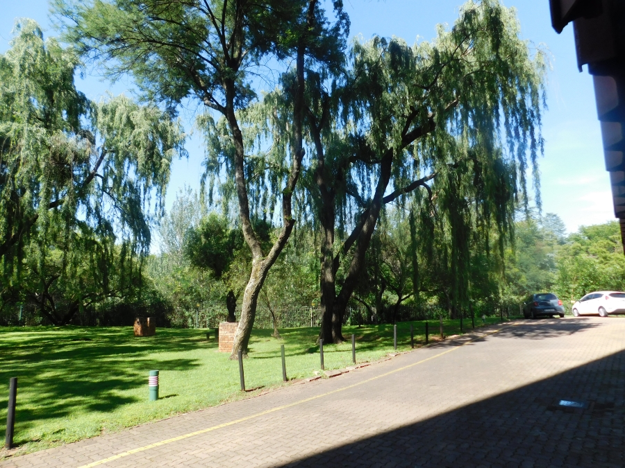 2 Bedroom Property for Sale in Kilner Park Gauteng