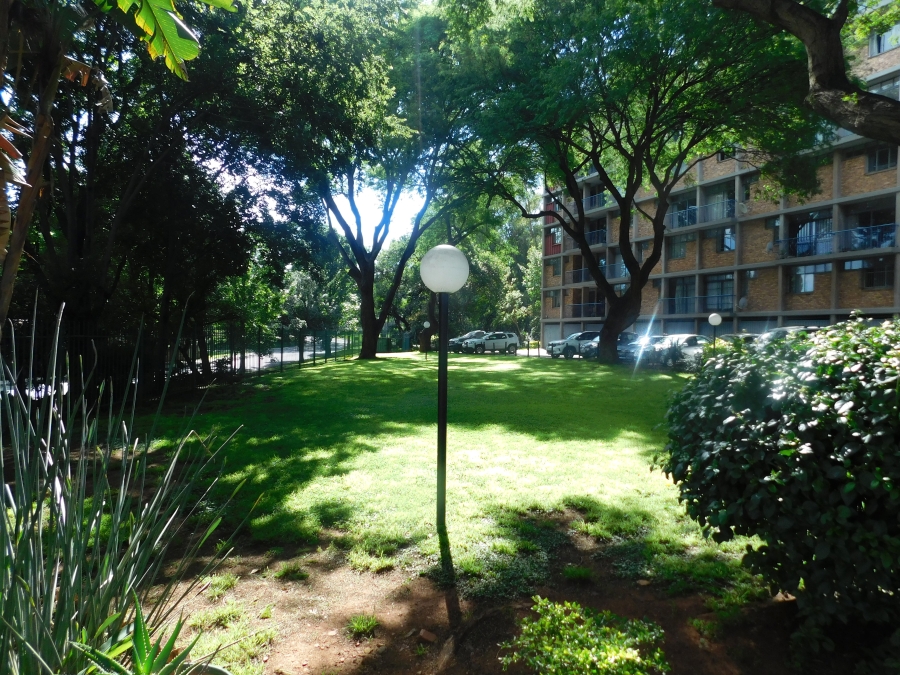 2 Bedroom Property for Sale in Kilner Park Gauteng