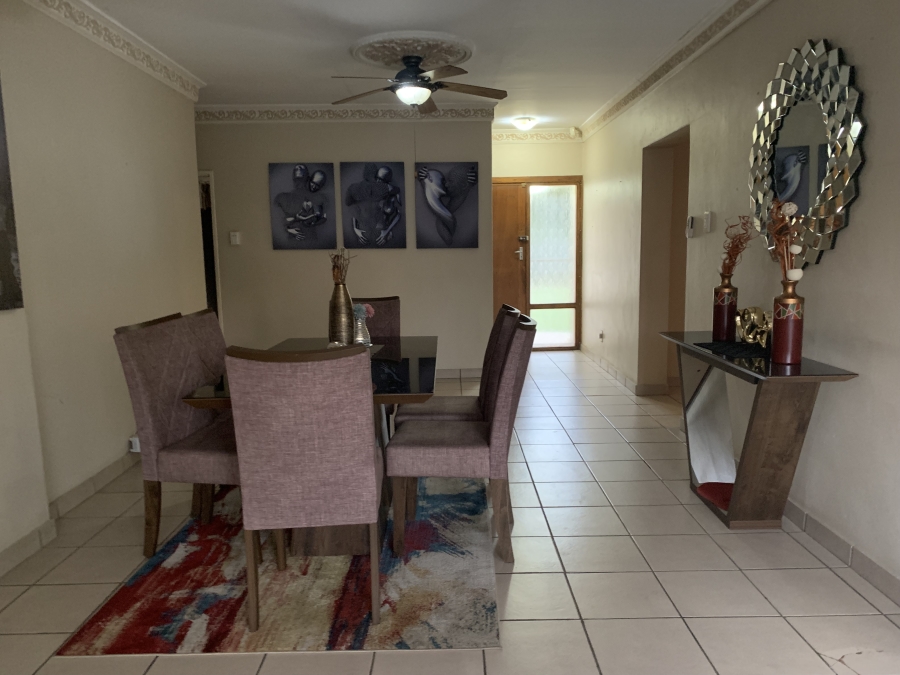 4 Bedroom Property for Sale in Vanderbijlpark SE 6 Gauteng
