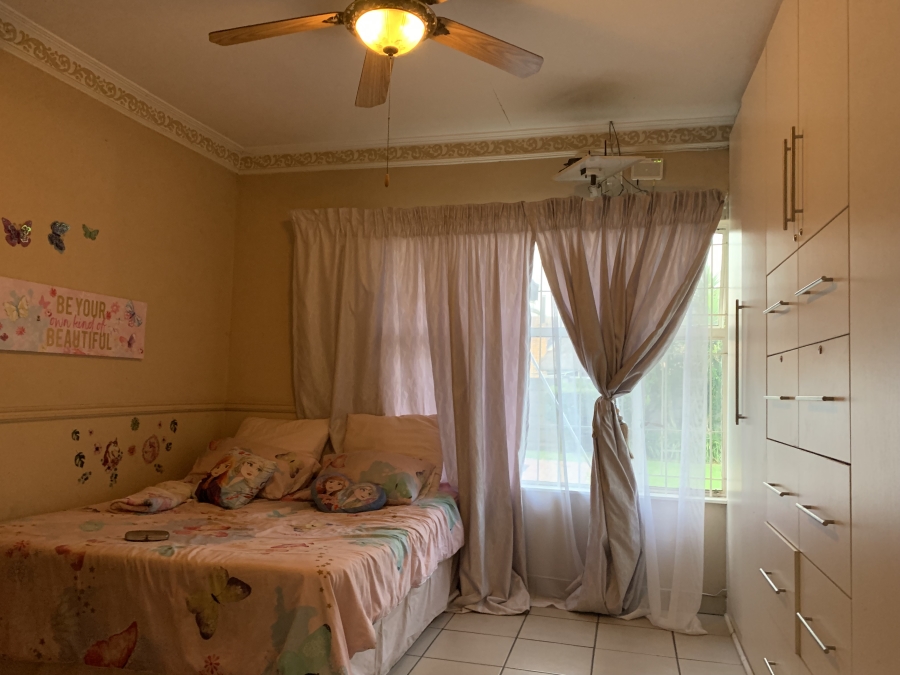 4 Bedroom Property for Sale in Vanderbijlpark SE 6 Gauteng