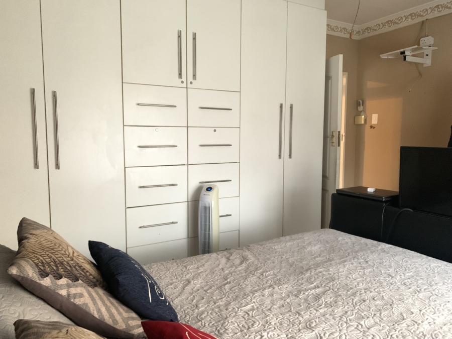4 Bedroom Property for Sale in Vanderbijlpark SE 6 Gauteng