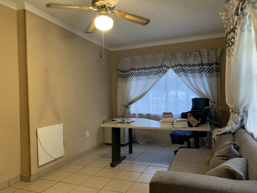 4 Bedroom Property for Sale in Vanderbijlpark SE 6 Gauteng