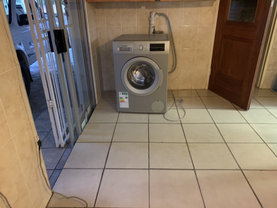 4 Bedroom Property for Sale in Vanderbijlpark SE 6 Gauteng