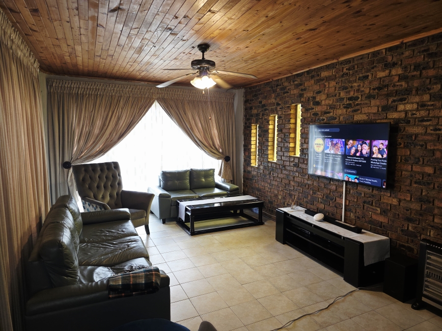 3 Bedroom Property for Sale in Waldrift Gauteng