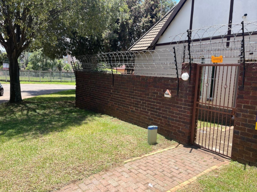 3 Bedroom Property for Sale in Bruma Gauteng
