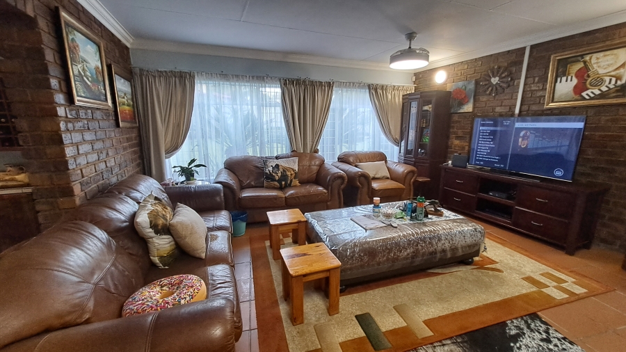 4 Bedroom Property for Sale in Jordaan Park Gauteng