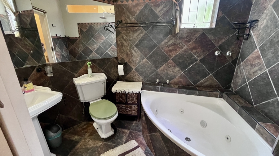 8 Bedroom Property for Sale in Kilner Park Gauteng