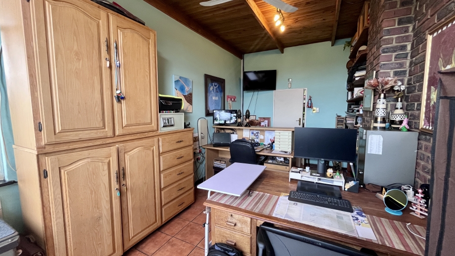 8 Bedroom Property for Sale in Kilner Park Gauteng