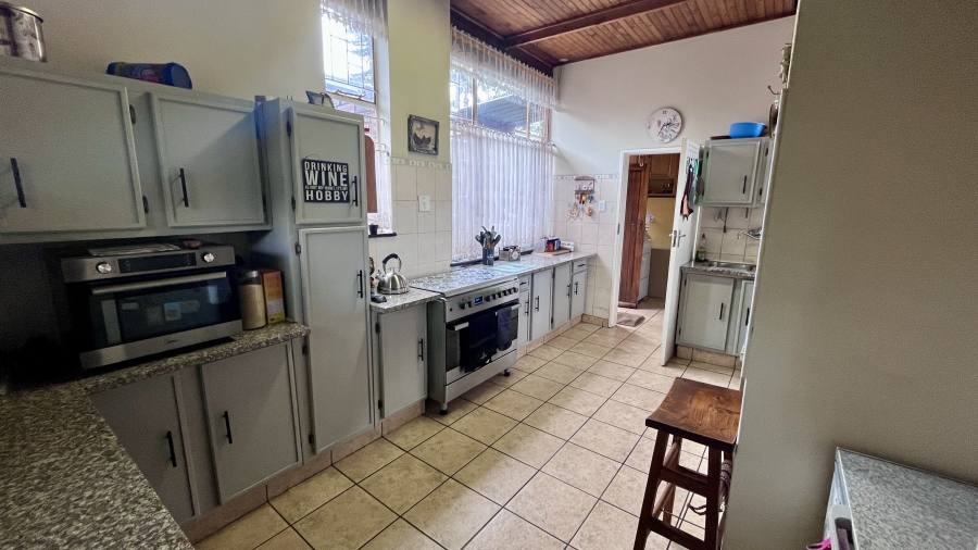 8 Bedroom Property for Sale in Kilner Park Gauteng