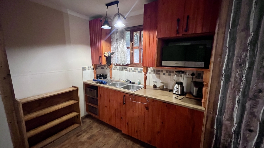 8 Bedroom Property for Sale in Kilner Park Gauteng