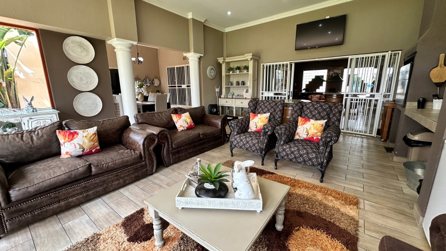 7 Bedroom Property for Sale in Zesfontein A H Gauteng