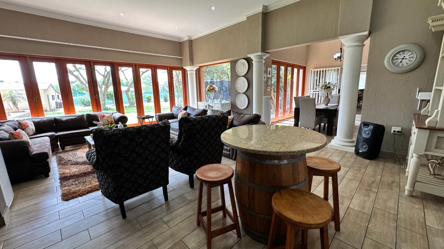 7 Bedroom Property for Sale in Zesfontein A H Gauteng