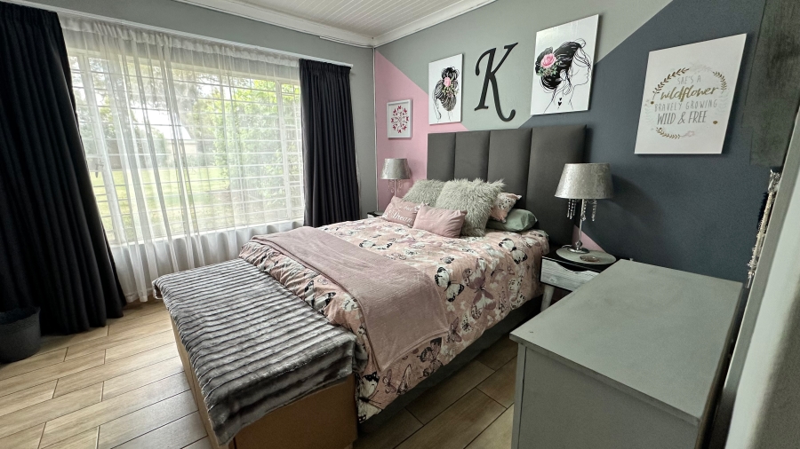 7 Bedroom Property for Sale in Zesfontein A H Gauteng