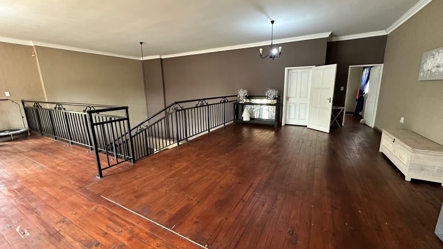 7 Bedroom Property for Sale in Zesfontein A H Gauteng