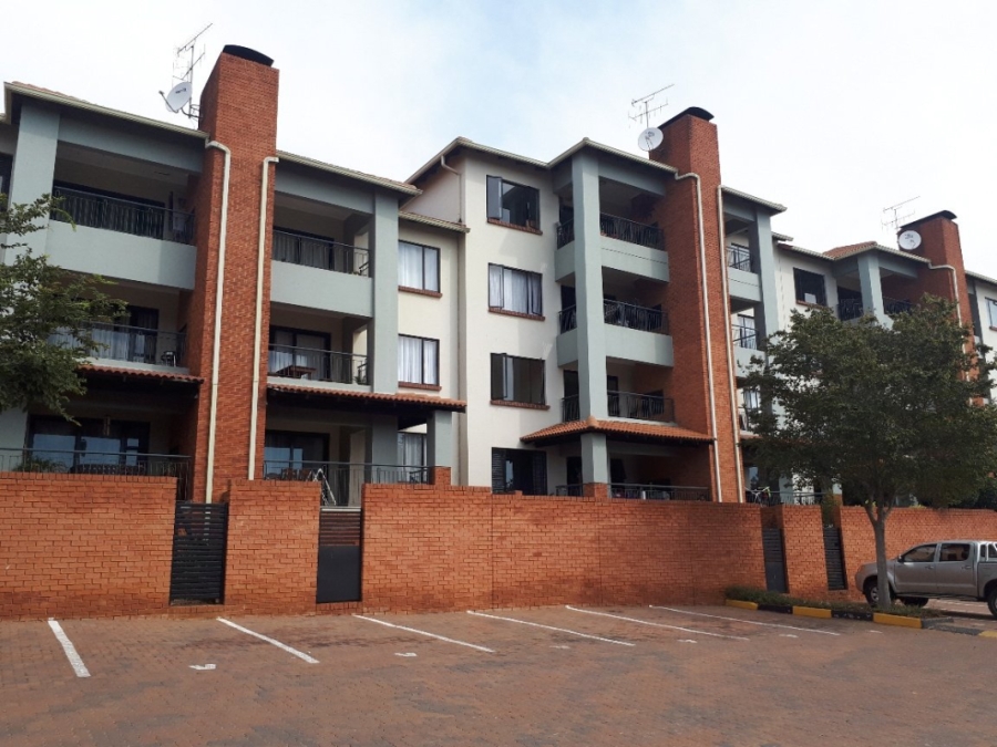 2 Bedroom Property for Sale in Greenstone Hill Gauteng