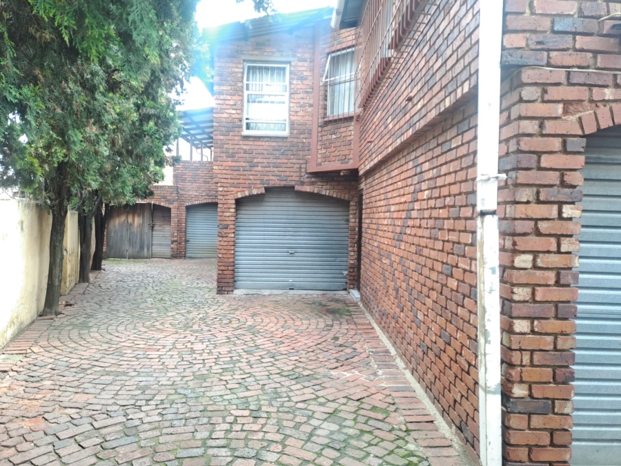 2 Bedroom Property for Sale in Forest Hill Gauteng