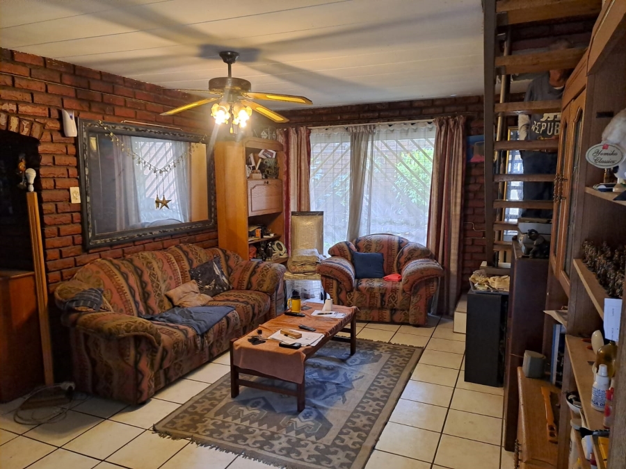 2 Bedroom Property for Sale in Forest Hill Gauteng