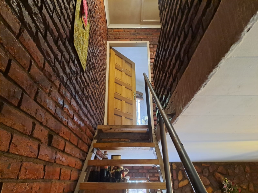 2 Bedroom Property for Sale in Forest Hill Gauteng