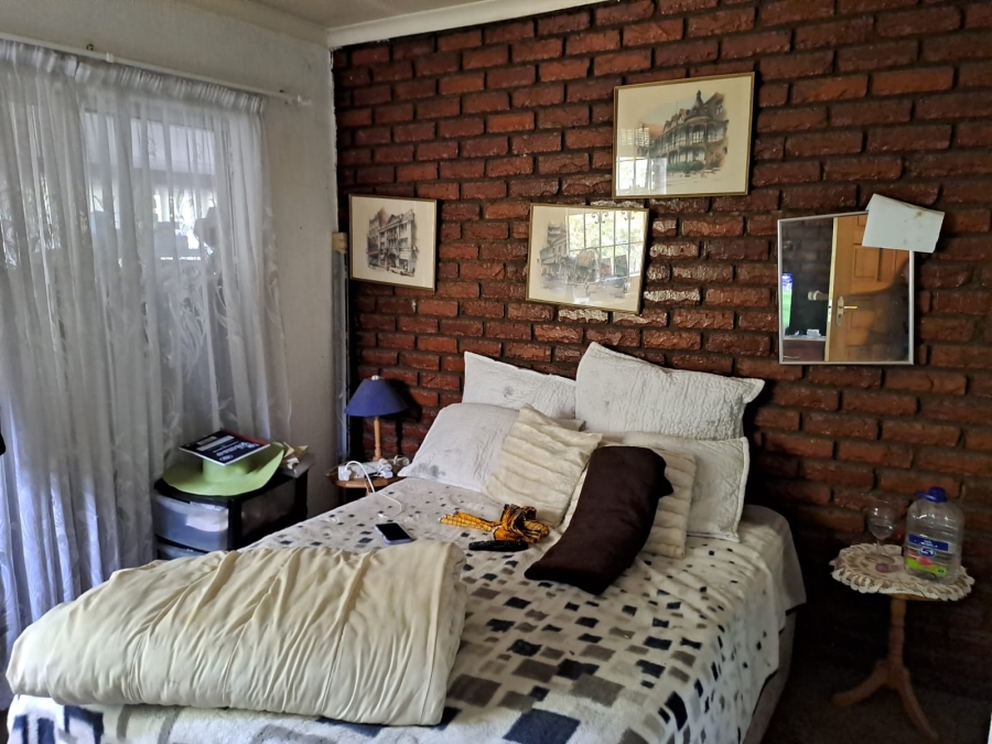 2 Bedroom Property for Sale in Forest Hill Gauteng