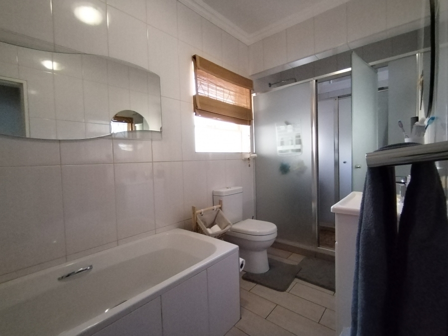3 Bedroom Property for Sale in Eden Glen Gauteng